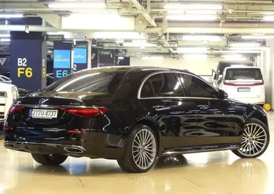 Mercedes-Benz S-Class 2023, 9800 км, за 87759.18 USD - фото 3