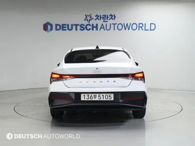 Hyundai Avante 2024, 92000 км, за 11809.11 USD