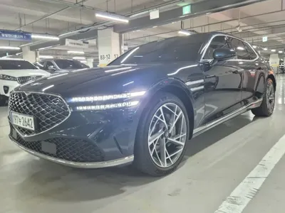 Genesis G90 2022, 39000 км, за 44146.12 USD