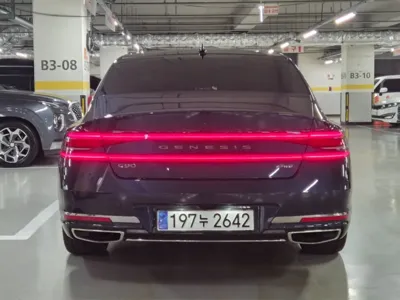 Genesis G90 2022, 39000 км, за 44146.12 USD