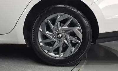 Hyundai Avante 2024, 33100 км, за 14195.48 USD - фото 21