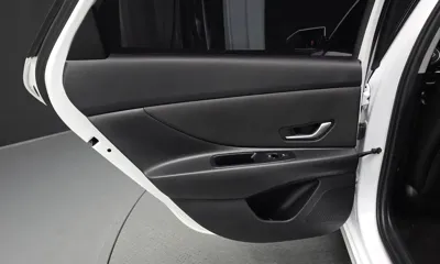 Hyundai Avante 2024, 33100 км, за 14195.48 USD - фото 25