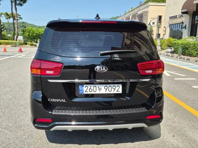 Kia Canival 2020, 121357 км, за 10047.6 USD