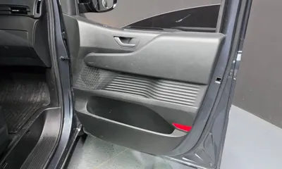 Hyundai Staria 2023, 81909 км, за 14873.09 USD - фото 24