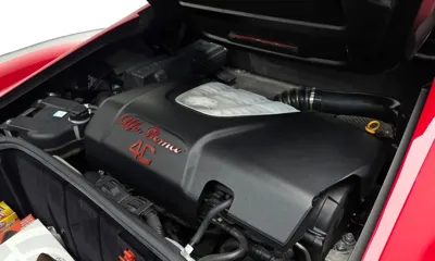 Alfa Romeo 4C 2018, 44408 км, за 84679.01 USD - фото 6