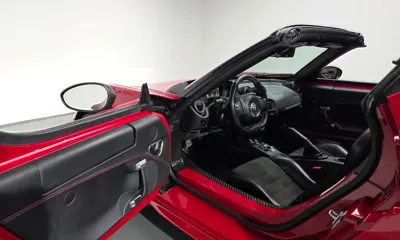 Alfa Romeo 4C 2018, 44408 км, за 84679.01 USD - фото 12