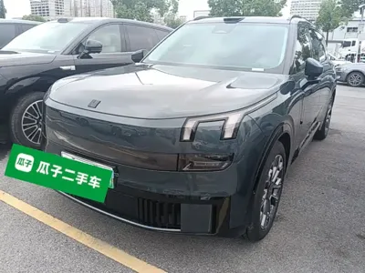 Lynk & Co 领克900 · 2025 год