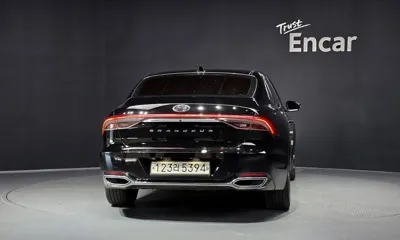 Hyundai Grandeur 2020, 106656 км, за 10802.89 USD