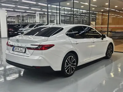 Toyota Camry 2025, 33854 км, за 26441.06 USD
