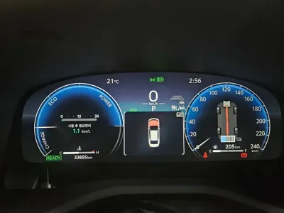 Toyota Camry 2025, 33854 км, за 26257.06 USD - фото 6
