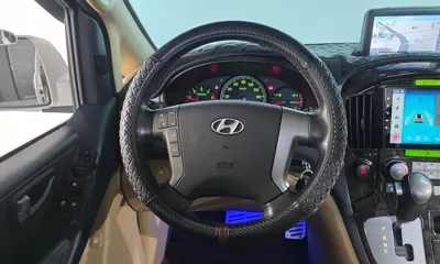 Hyundai Starex 2015, 108927 км, за 8403.91 USD - фото 13