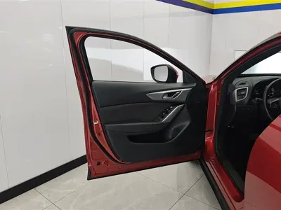 Mazda CX-4 2018, 97100 км, за 6979.55 USD - фото 7