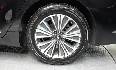 Kia K7 2018, 149612 км, за 8402.26 USD