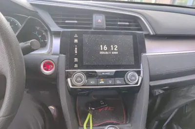 Honda Civic 2016, 120600 км, за 6542 USD - фото 13