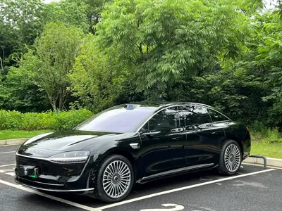 享界 Xiangji S9 · 2025 год