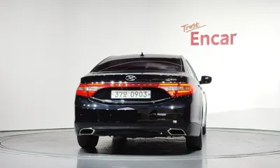 Hyundai Grandeur 2016, 179824 км, за 4813.95 USD