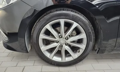 Hyundai Grandeur 2016, 179824 км, за 4813.95 USD