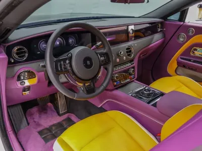 Rolls-Royce Spectre 2024, 5761 км, за 377677.78 USD - фото 7