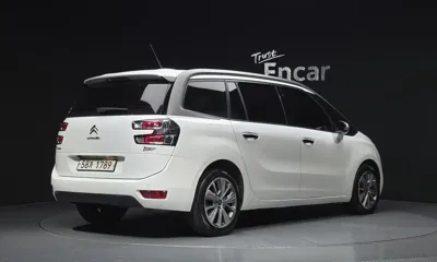 Citroen-DS C4 Picasso 2017, 92642 км, за 3843.65 USD