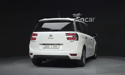 Citroen-DS C4 Picasso 2017, 92642 км, за 3843.65 USD