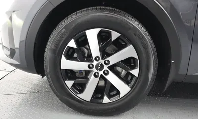 Kia Sorento 2023, 142710 км, за 13784.95 USD
