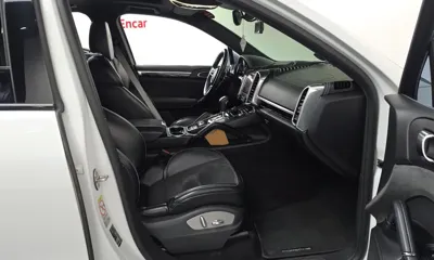 Porsche Cayenne 2017, 147111 км, за 23446.27 USD - фото 11