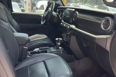 Jeep Wrangler 2019, 69000 км, за 37576 USD - фото 12