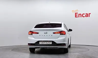 Hyundai Avante 2019, 141799 км, за 6144.7 USD