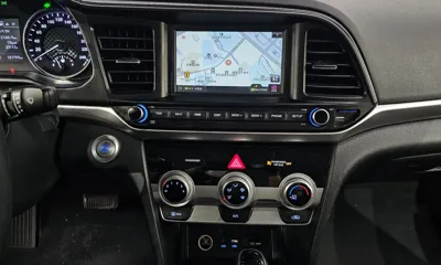 Hyundai Avante 2019, 141799 км, за 6144.7 USD - фото 15