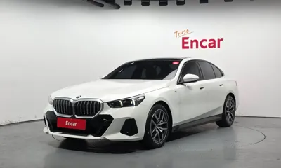 BMW 5-Series · 2025 год