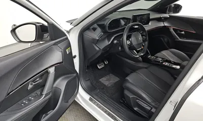 Peugeot 2008 2023, 28371 км, за 17907.14 USD - фото 10