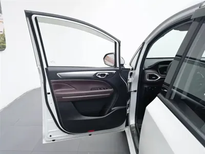 GAC Motor Trumpchi M6 2023, 38500 км, за 8958.43 USD - фото 8