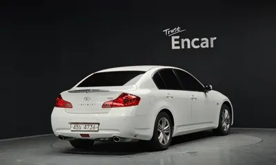 Infiniti G 2013, 111843 км, за 2841.1 USD