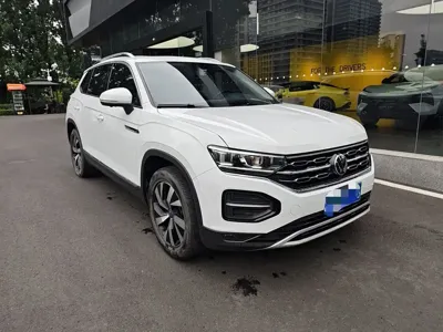Volkswagen Tayron 2022, 47000 км, за 19687.67 USD