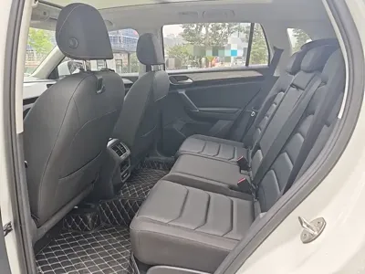 Volkswagen Tayron 2022, 47000 км, за 19687.67 USD - фото 9