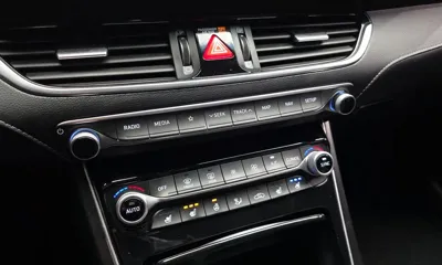 Hyundai Grandeur 2018, 114118 км, за 8923.86 USD - фото 16
