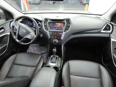 Hyundai Santafe 2016, 160000 км, за 5523.03 USD