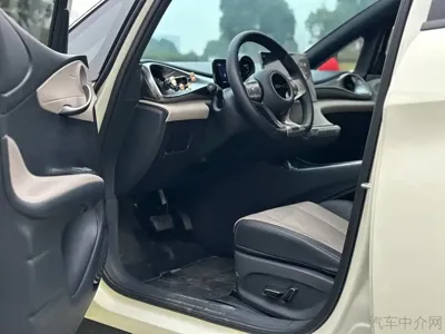 BYD Dolphin 2023, 8000 км, за 8401.84 USD