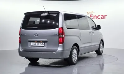 Hyundai Starex 2016, 65029 км, за 7811.47 USD