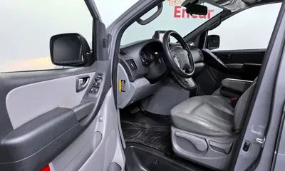 Hyundai Starex 2016, 65029 км, за 7748.91 USD - фото 11
