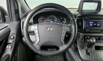 Hyundai Starex 2016, 65029 км, за 7748.91 USD - фото 13