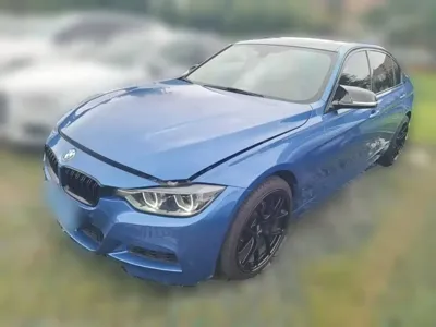 BMW 3 Series · 2017 год