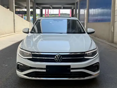 Volkswagen Bora 2022, 25000 км, за 12589.14 USD
