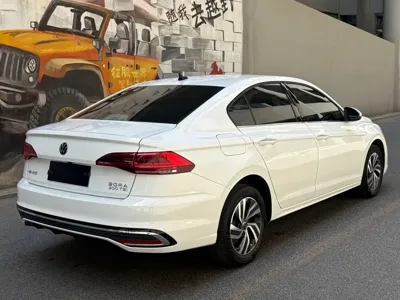 Volkswagen Bora 2022, 25000 км, за 12589.14 USD