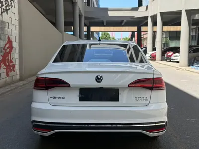 Volkswagen Bora 2022, 25000 км, за 12589.14 USD