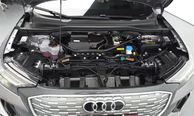 Audi Q4 e-tron 2025, 9936 км, за 32721.86 USD - фото 6
