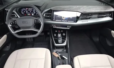 Audi Q4 e-tron 2025, 9936 км, за 32721.86 USD - фото 7
