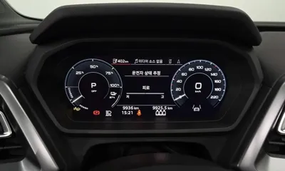 Audi Q4 e-tron 2025, 9936 км, за 32721.86 USD - фото 8