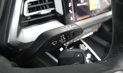 Audi Q4 e-tron 2025, 9936 км, за 32721.86 USD - фото 29