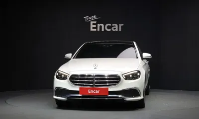 Mercedes-Benz E-Class 2021, 32915 км, за 31442.83 USD